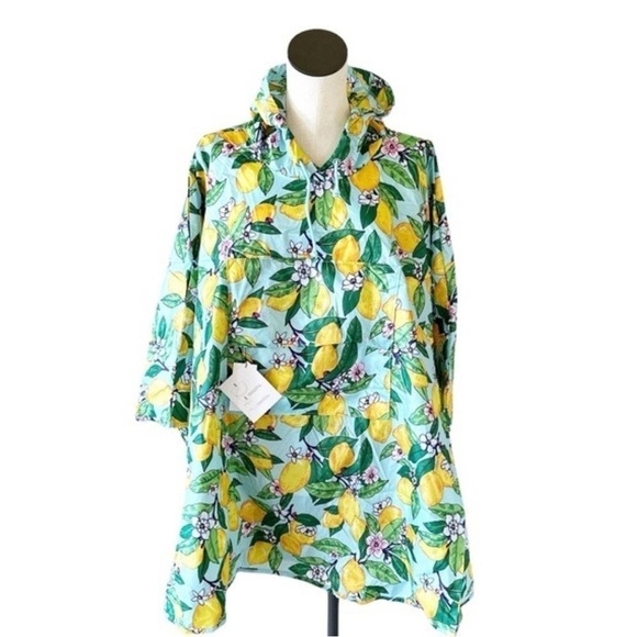 NWT! VERA BRADLEY RAIN PONCHO Lemon-Grove Print SZ S-M lightweight, foldable - Picture 2 of 8